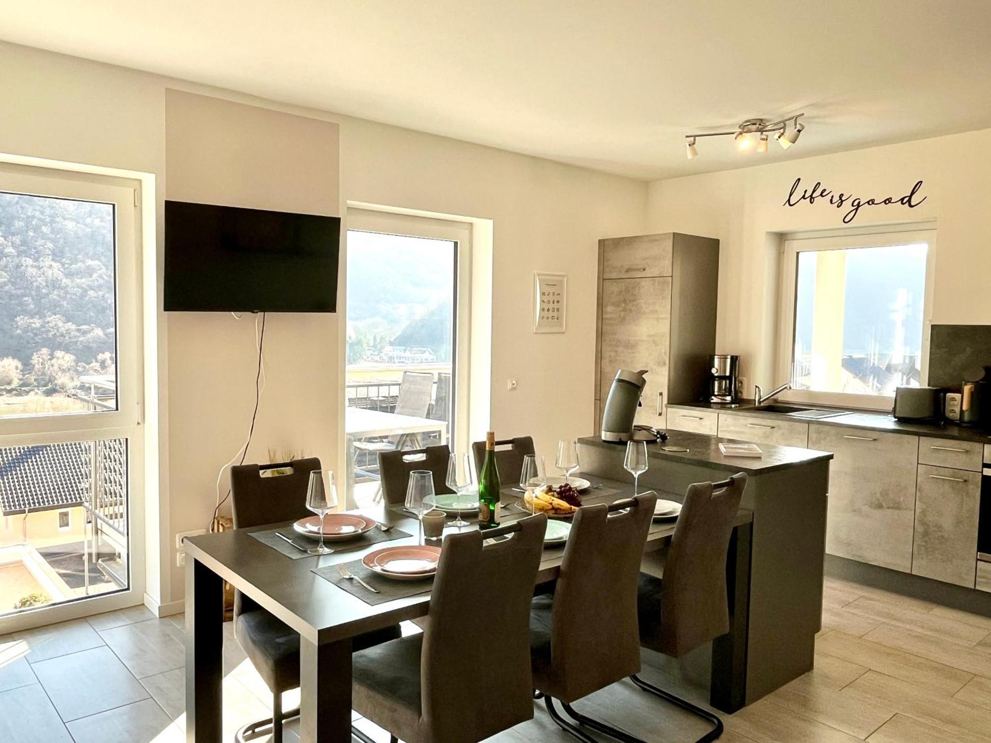 Ferienwohnung Moseltraum, 1-6 Pers, Mit 3 Schlafzimmer Und Panoramabalkon Mueden Екстер'єр фото